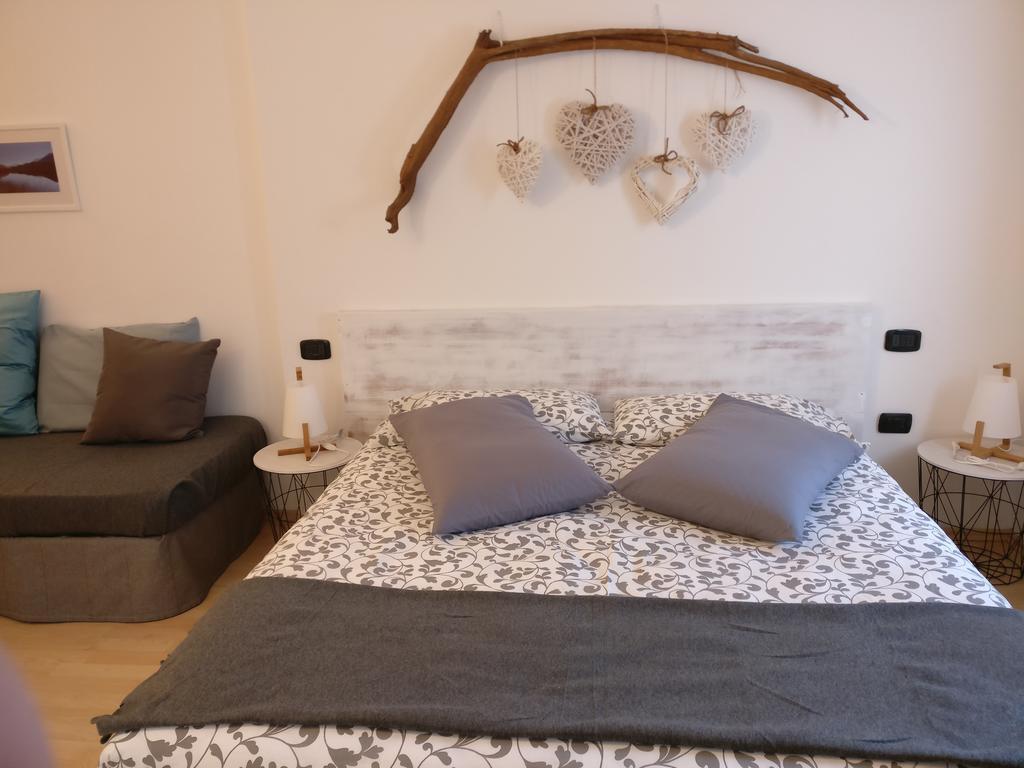 Garni Al Laghet Hotel Tenno Eksteriør billede